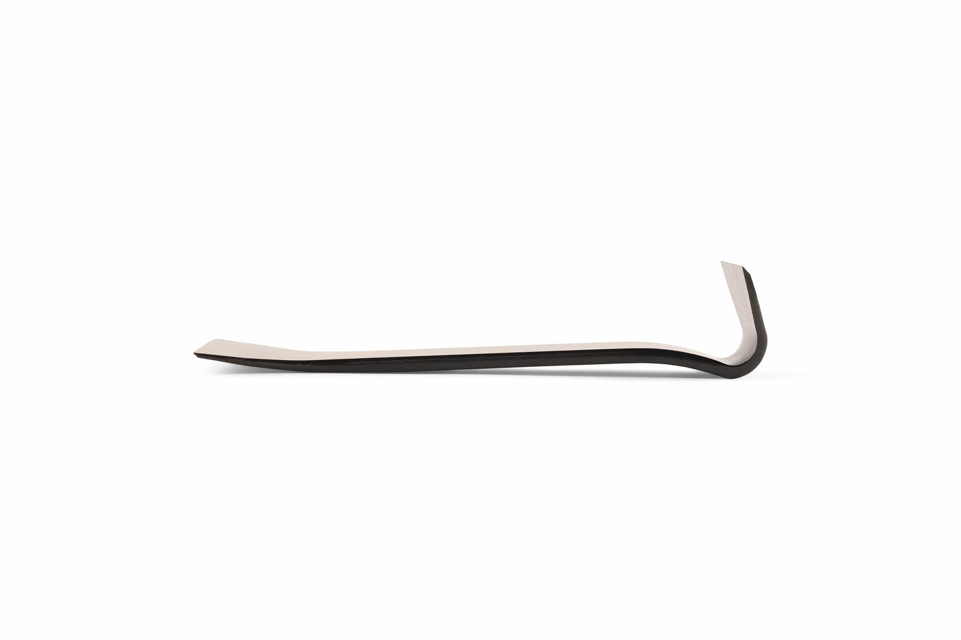 The MARU Dogyu Japanese Chisel Tip Pry Bar, made of high carbon steel, has flat and curved ends for optimal leverage in prying and lifting tasks. Displayed on a white background, its perfect even for scraping finish off boats.