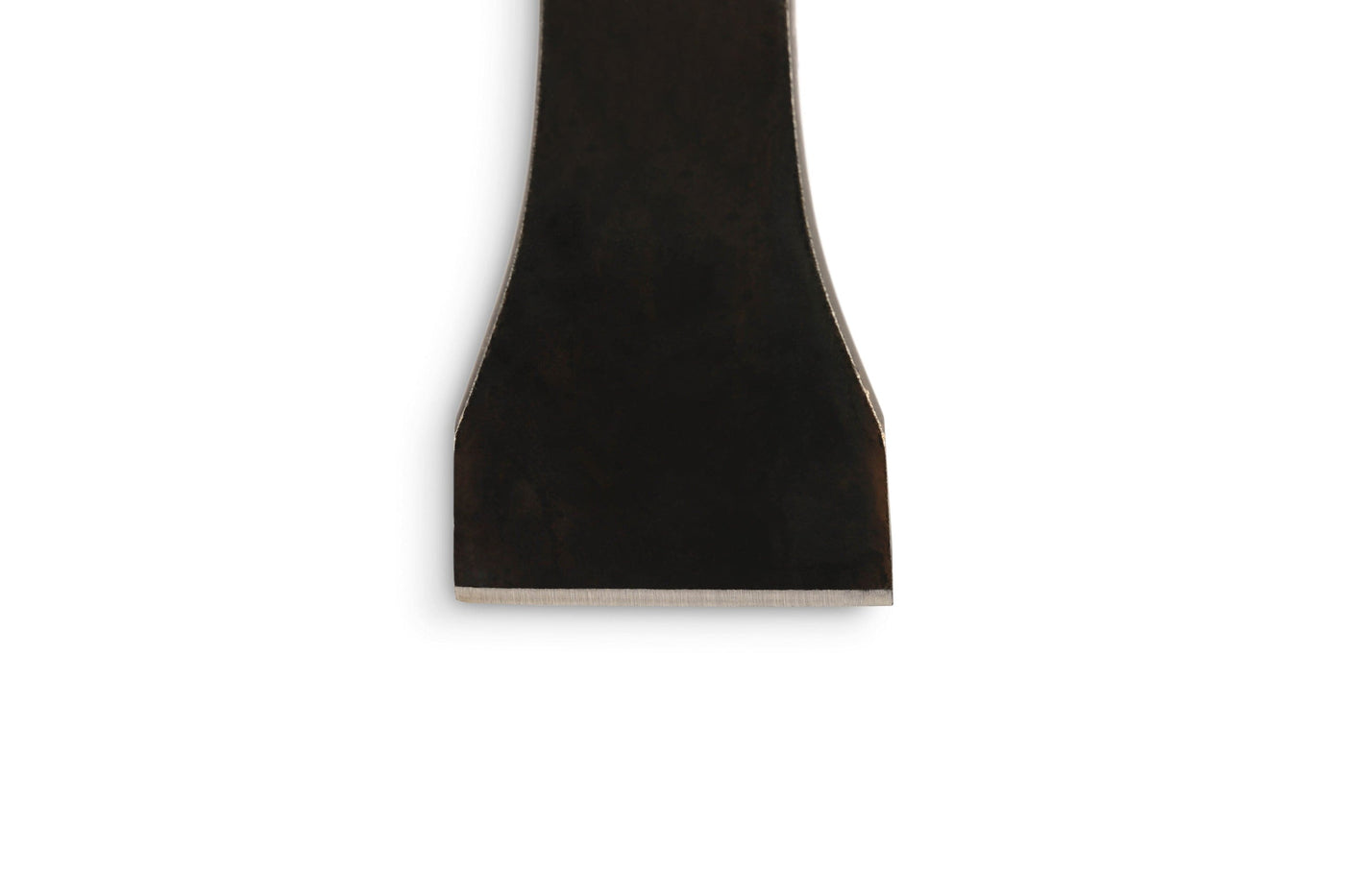 The MARU Dogyu Japanese Chisel Tip Pry Bar, with its flat, rectangular high carbon steel blade and beveled edge, is ideal for scraping finish off boats. It is displayed against a plain white background.