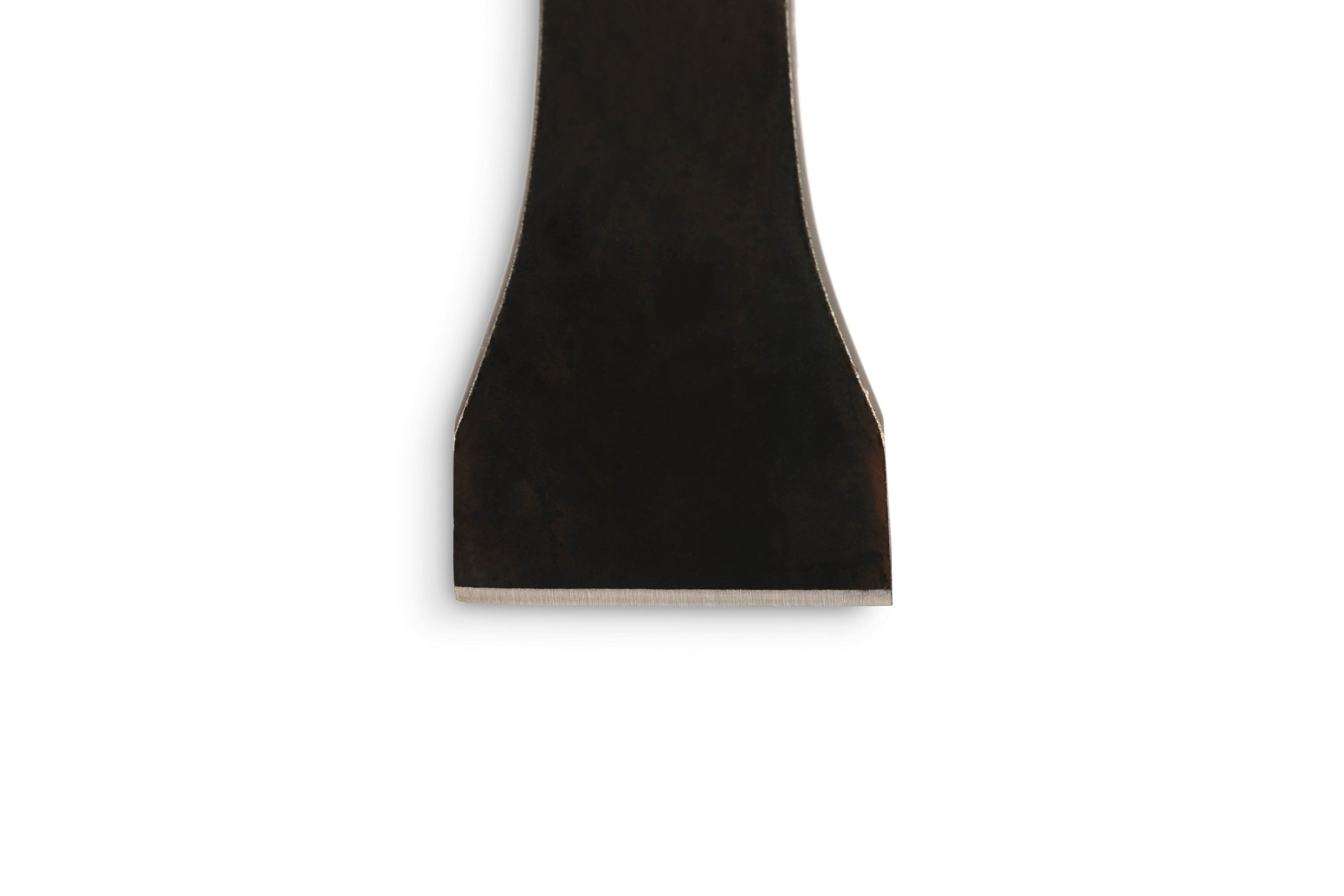 The MARU Dogyu Japanese Chisel Tip Pry Bar, with its flat, rectangular high carbon steel blade and beveled edge, is ideal for scraping finish off boats. It is displayed against a plain white background.