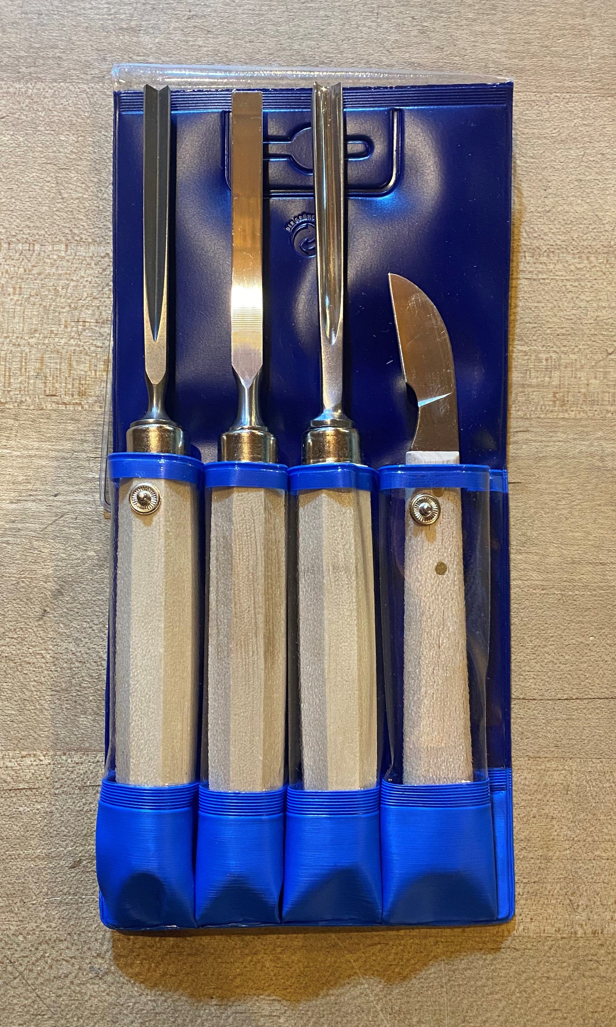 Wood Carving Knife and Gouge Set · Shelter Institute