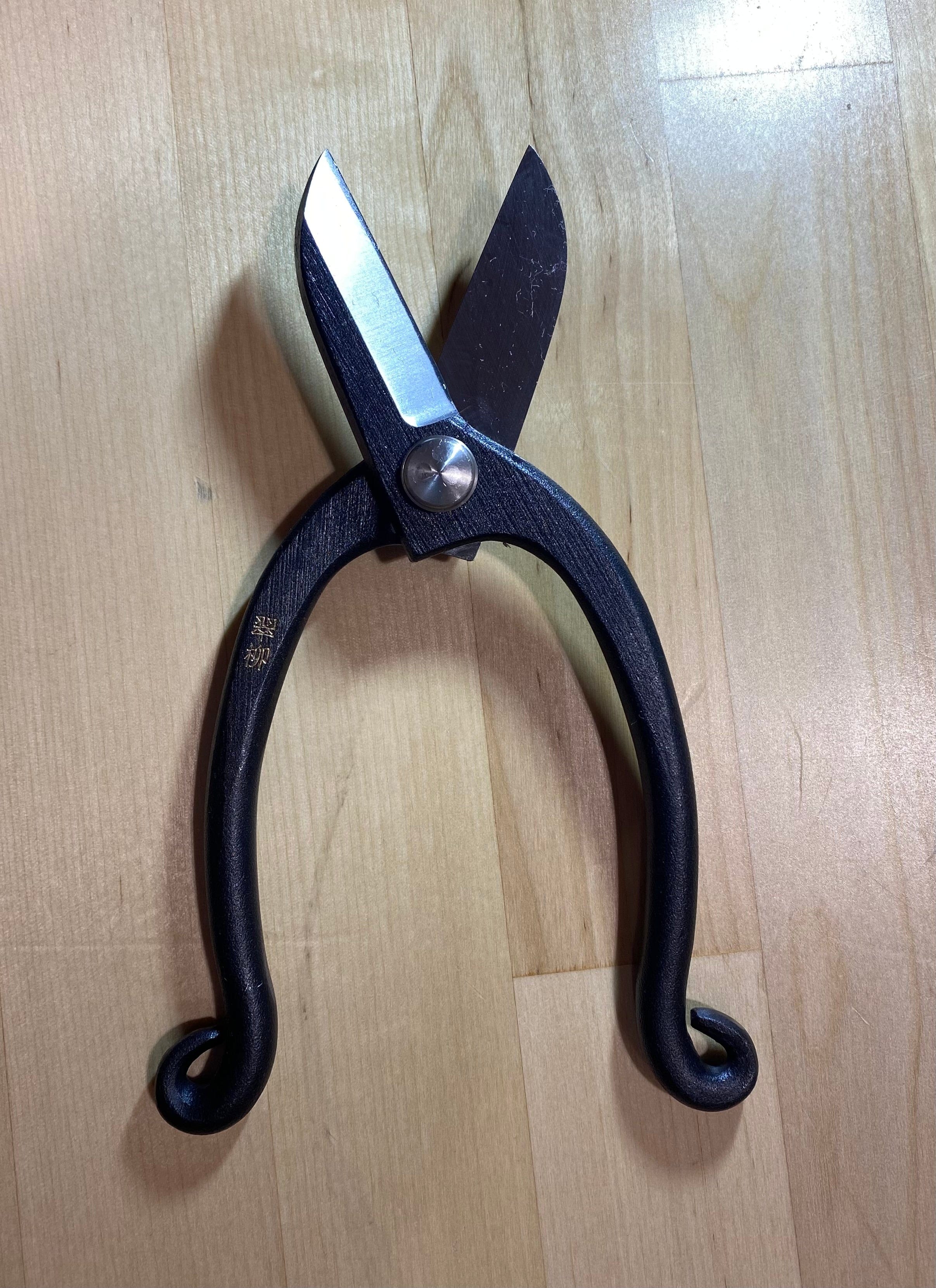 Ikebana Shears · Shelter Institute