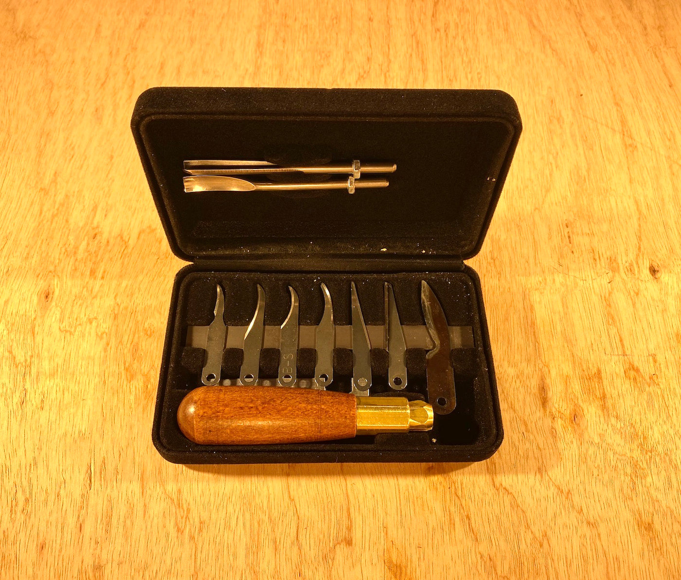 Warren Cutlery Combi M 97LJ Carving Kit · Shelter Institute