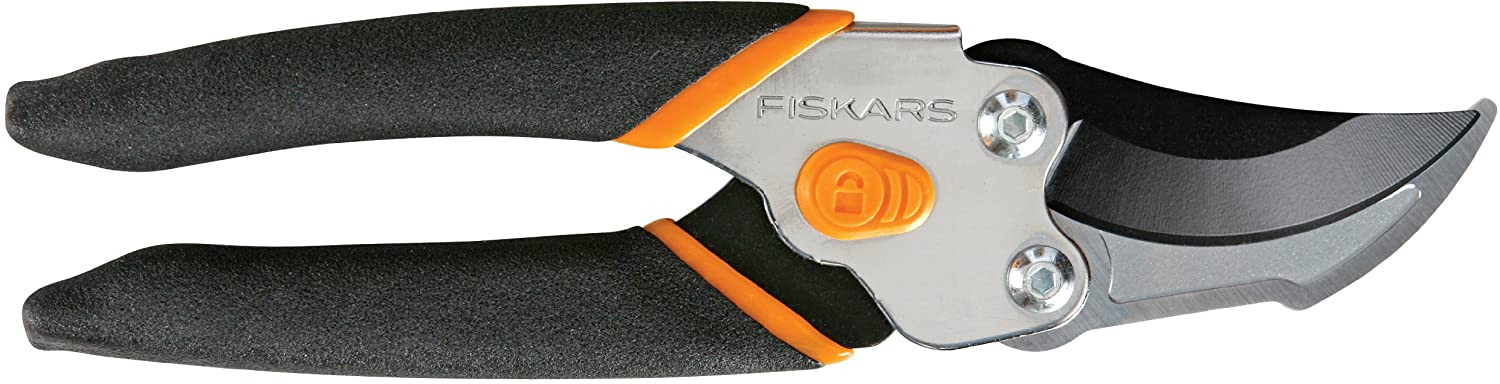 The FIS Fiskars Smooth Action Pruner features black handles, Softgrip touchpoints, orange accents, and a curved precision-ground steel blade—perfect for gardening and plant cutting.