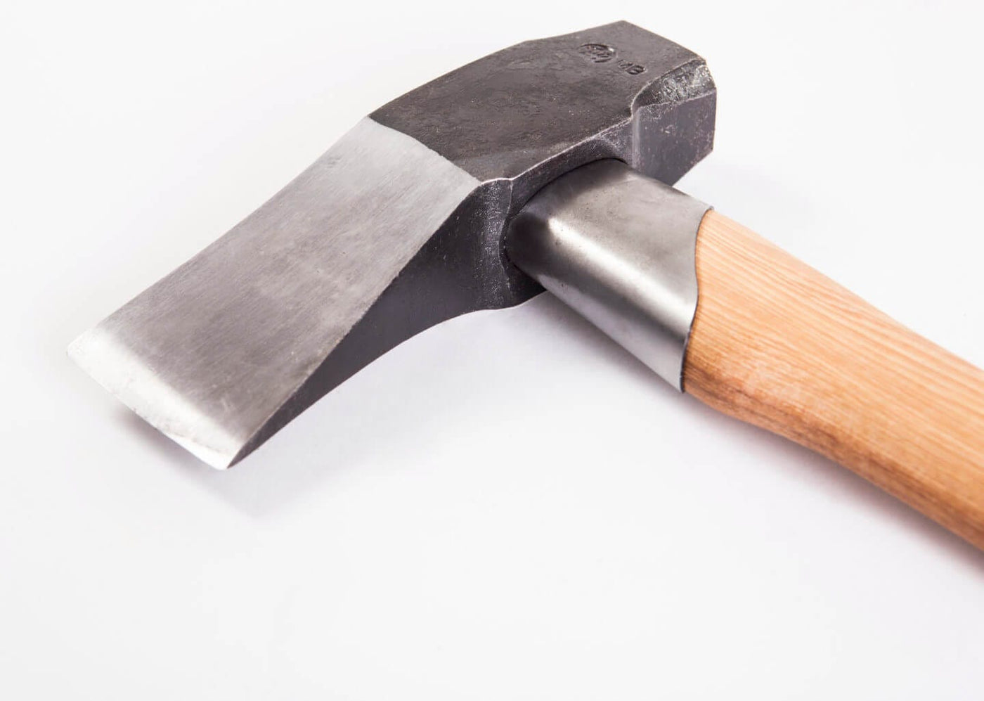 A close-up of the GRF Gransfors Bruk Splitting Maul W/ Collar Guard 450, featuring a sharp metal blade and wooden handle for efficient wood splitting, photographed on a white background.
