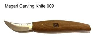A MARU Magari Carving Knife with a high-carbon-steel blade and smooth red-oak handle, displayed on a white background, showcases the elegance and precision of premium carving knives.
