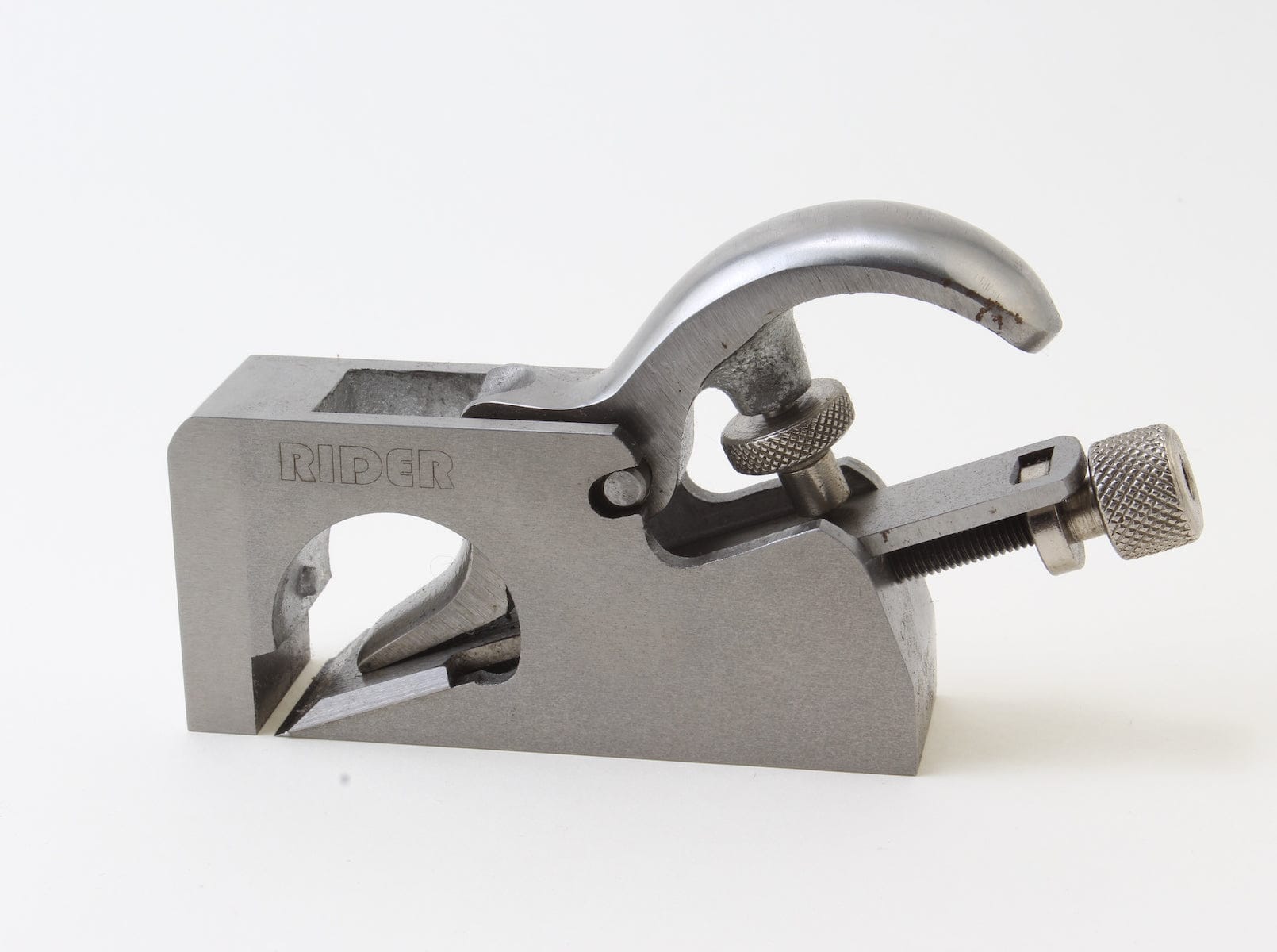 A ROB Bull Nose Rebate Plane 1 with adjustment knob and 1 blade, engraved with the brand, shown on a white background.